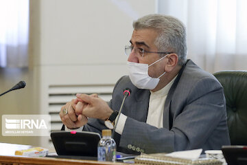 طرح‌های انتقال آب با مجوز زیست محیطی اجرا می‌شوند