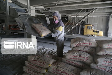 قابلیت تولید ۷۰ میلیون تن سیمان در کشور وجود دارد